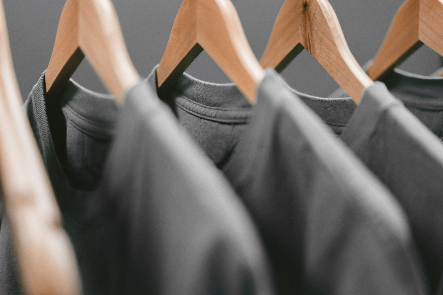 Why Top Entrepreneurs Wear A Uniform