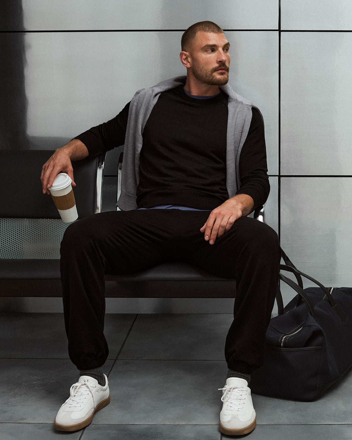 Classic Sweatshirt Comfort. Merino Performance.