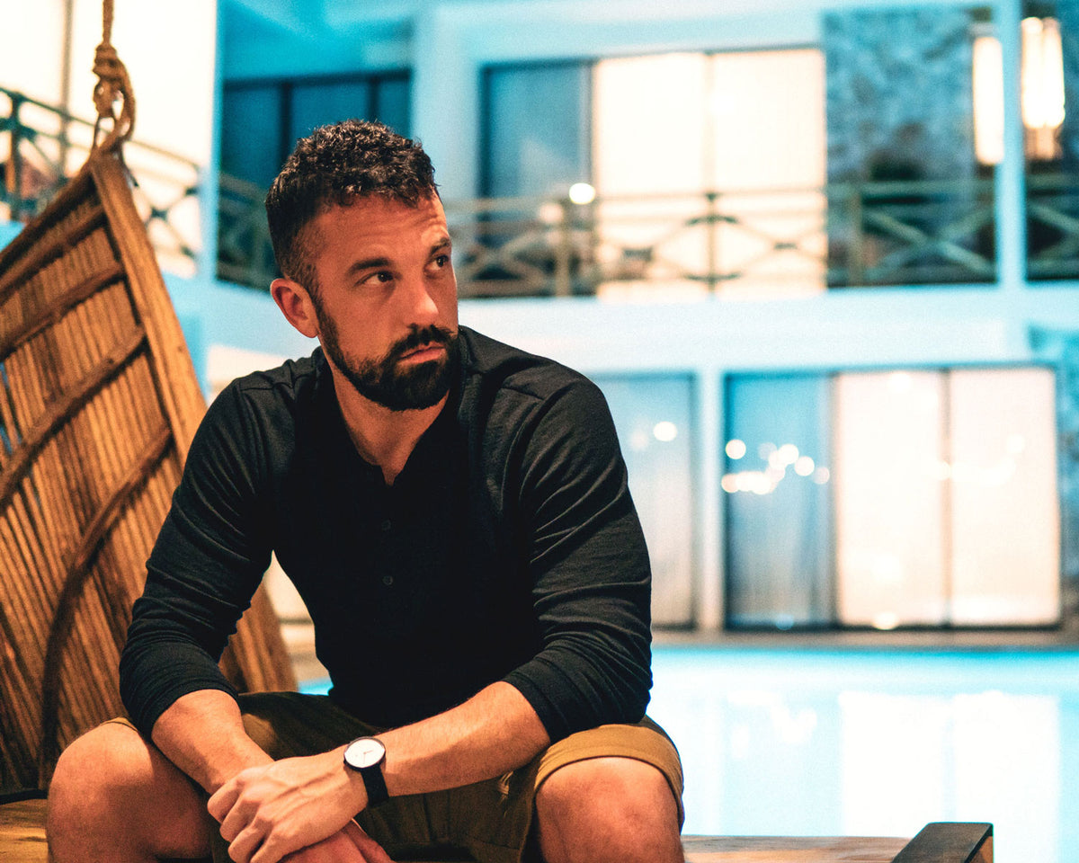 Classic Henley. Merino Performance.